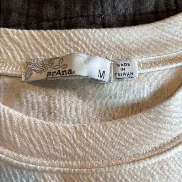 Prana Sunrise Sweatshirt (Size M) - Picture 4 of 8